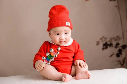 乳山几个月宝宝可以吃水果